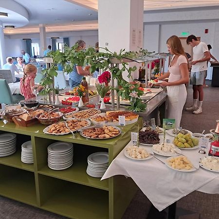 Mediterranean Beach Resort Laganas Bagian luar foto